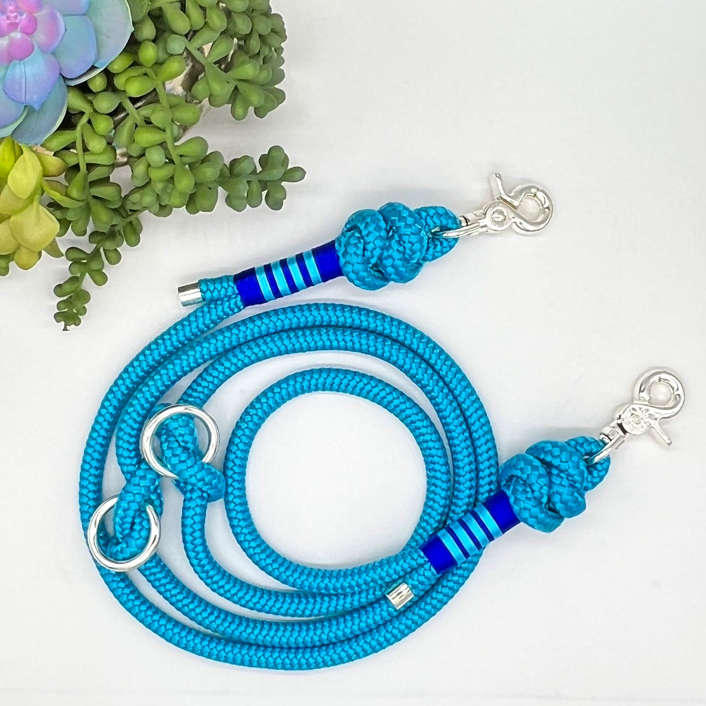 Sapphire - Adjustable Leash